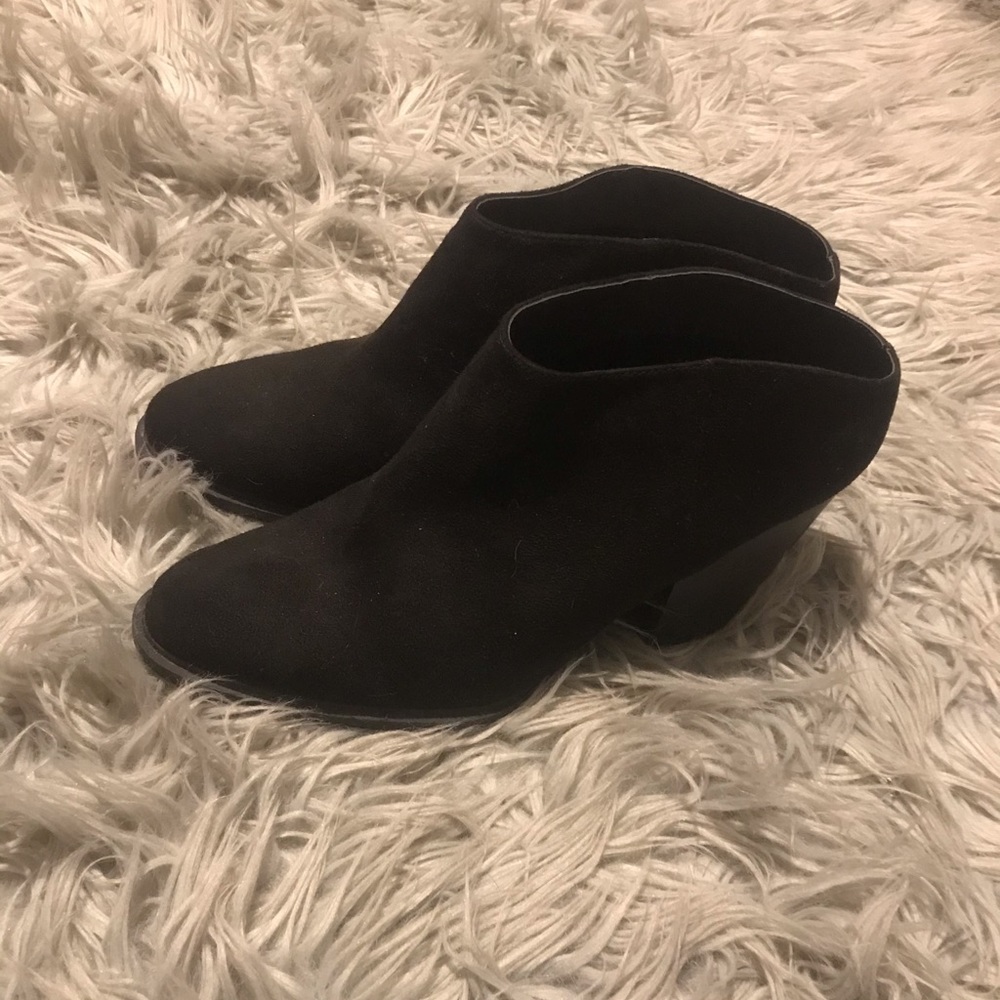 Brash black ankle booties chunky heel size 8.5